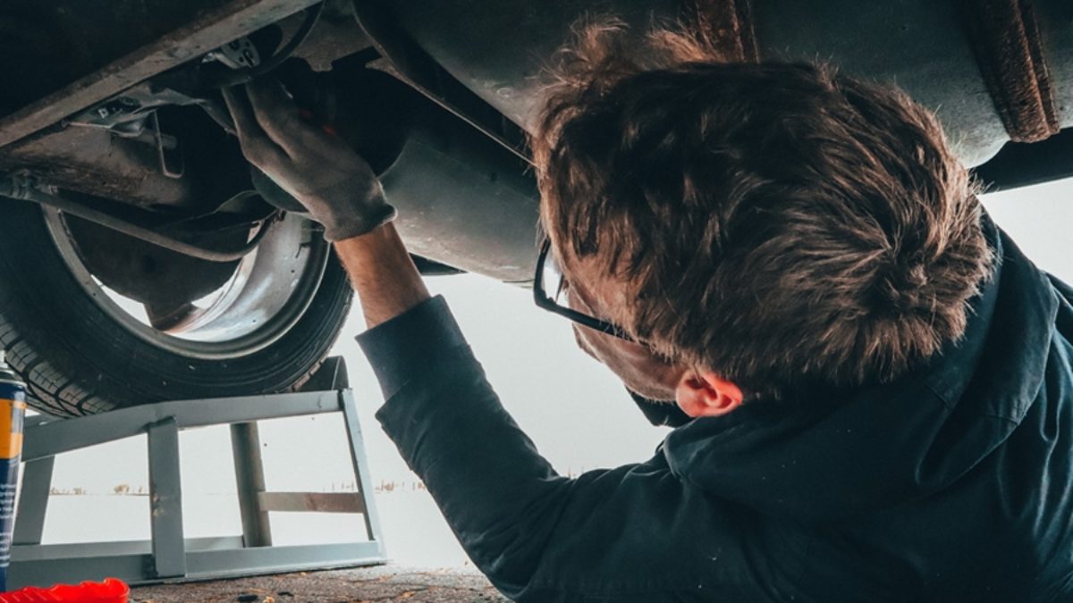 6 Ways To Avoid Car Repair Scams