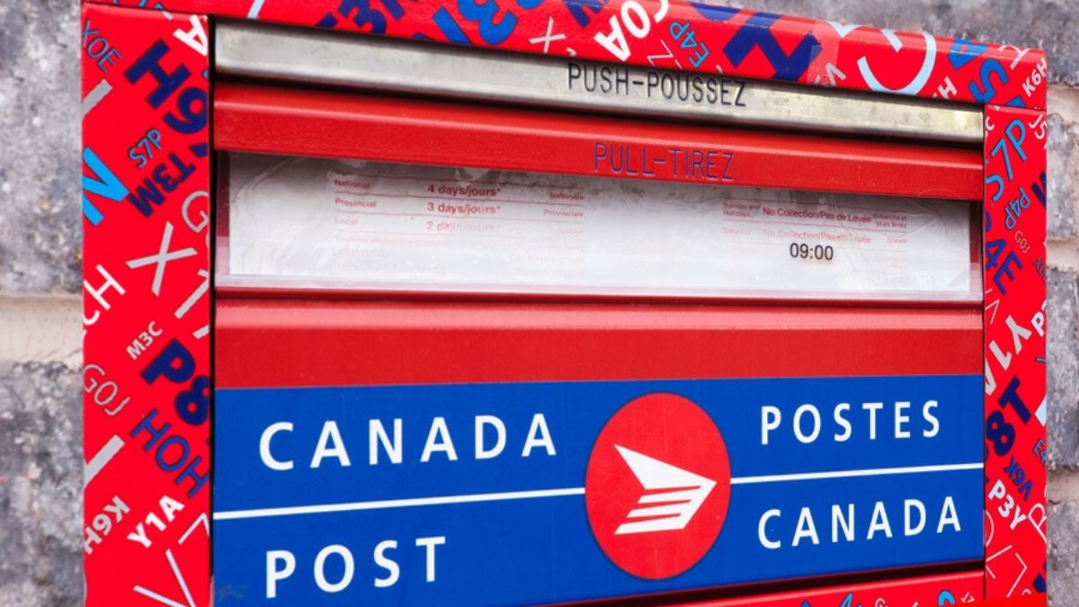 how to send parcel through canada post