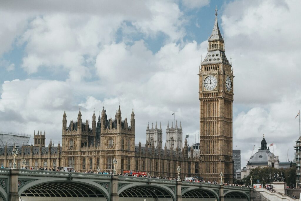 HM Courts & Tribunal Service Email