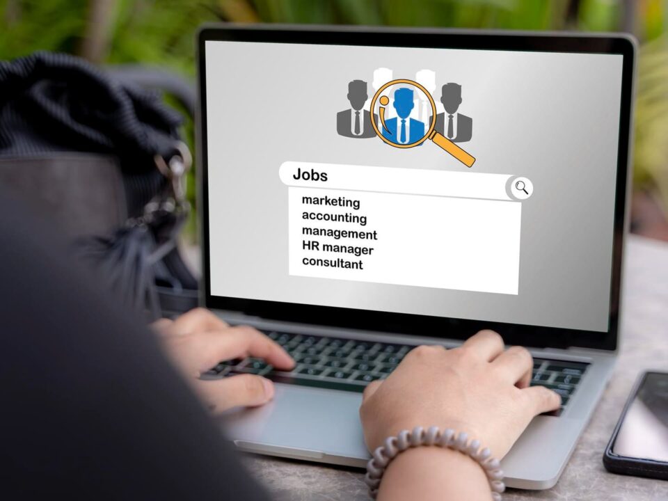 how to identify fake job postings